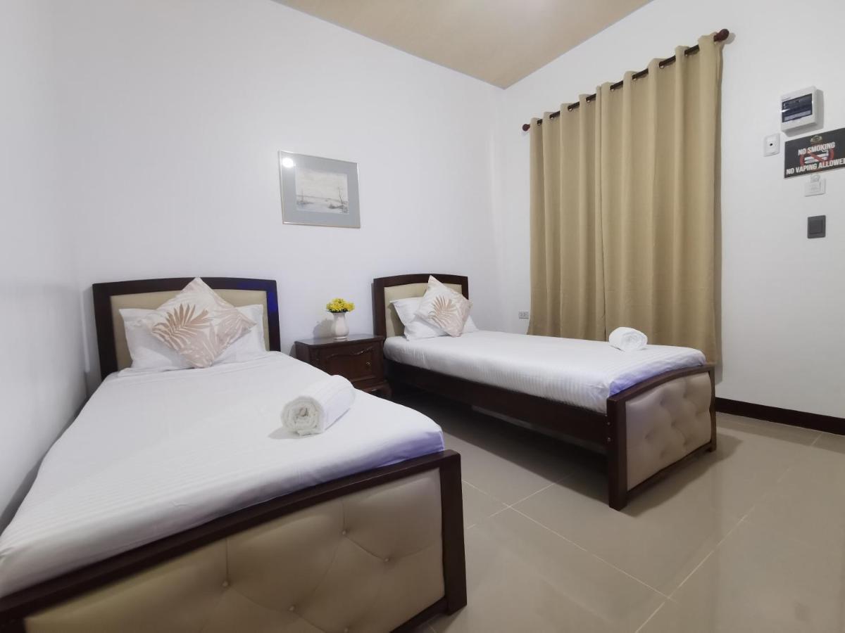 E&R Airport Hotel Dumaguete City Extérieur photo