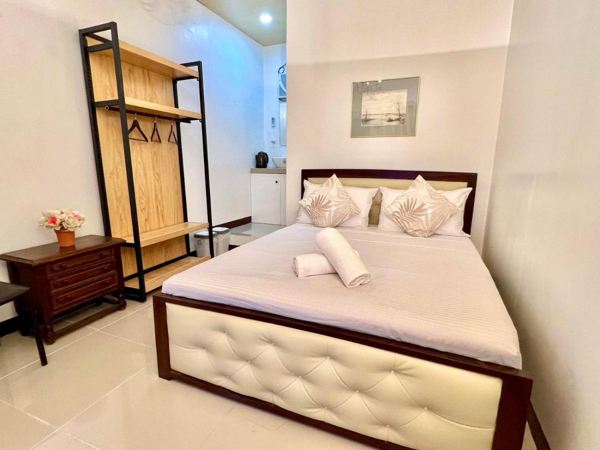 E&R Airport Hotel Dumaguete City Extérieur photo