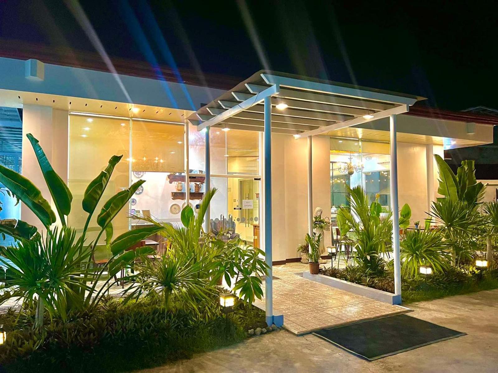 E&R Airport Hotel Dumaguete City Extérieur photo