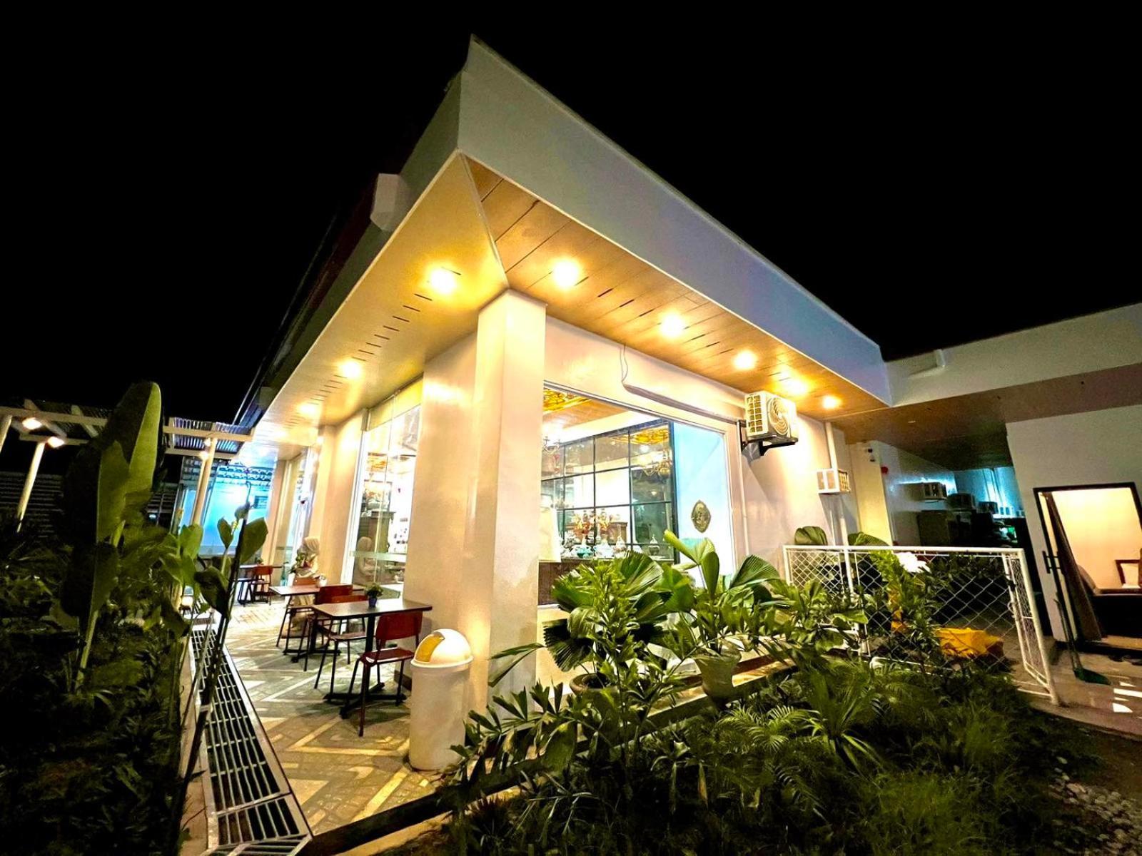 E&R Airport Hotel Dumaguete City Extérieur photo